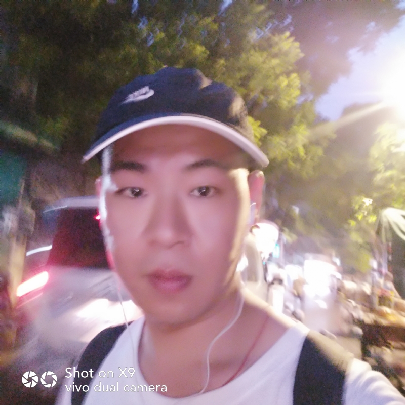 心跳男孩的第二张照片--汕尾上门女婿服务网